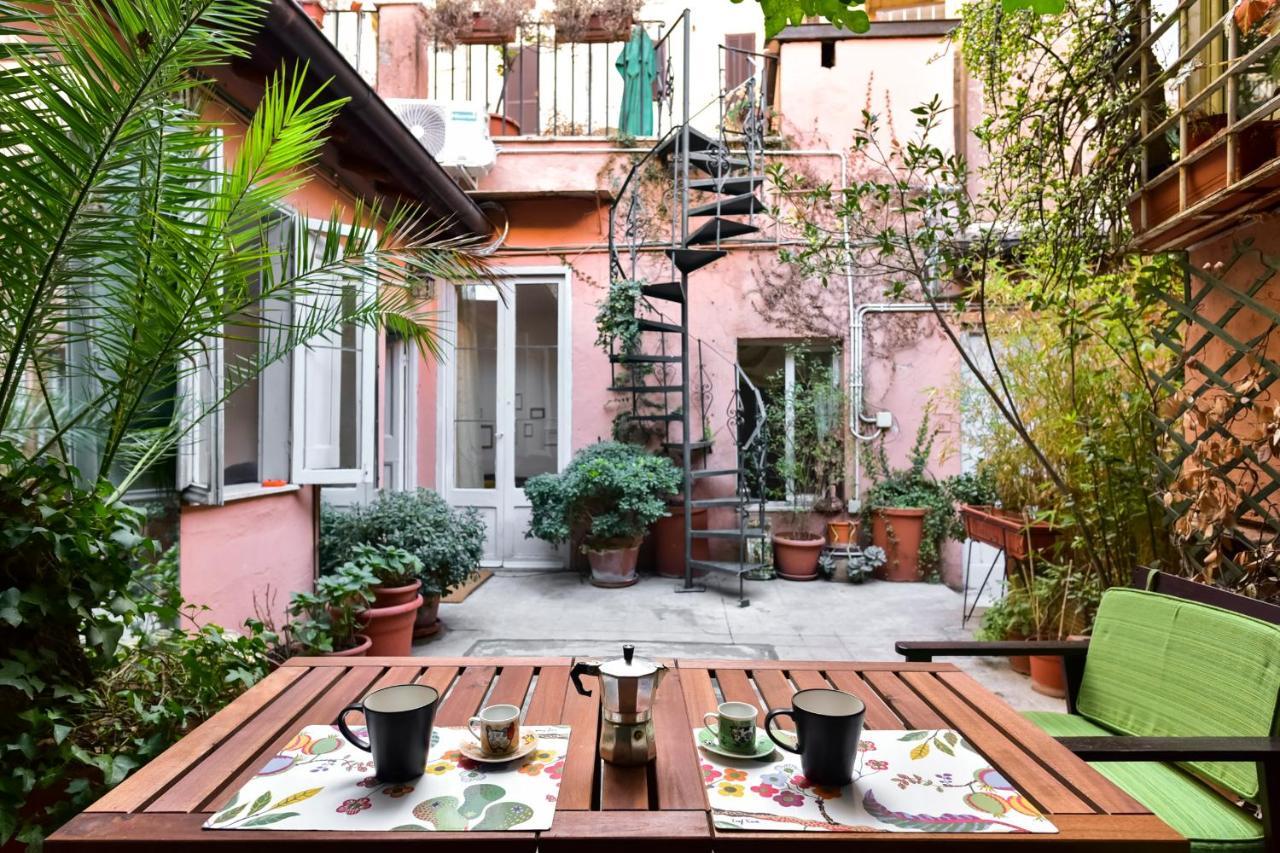 Monti Secret Garden *